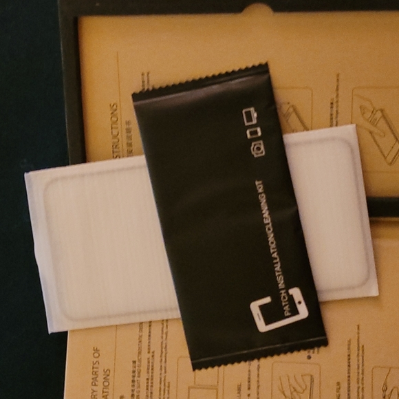 Glass Cell Phone Screen Protector - Picture 5 of 5